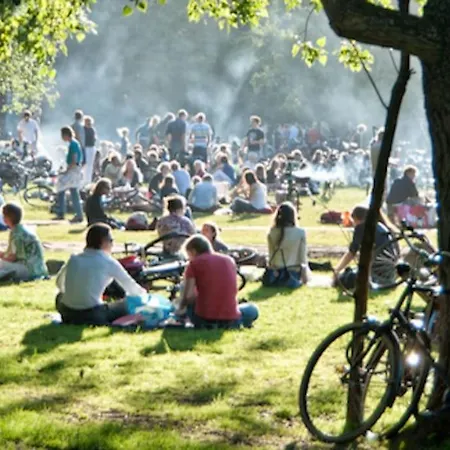 Leuk Gezellig In Het Levendige Oost Apartment